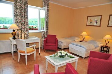 ホテル Podzamcze - Schlosspension