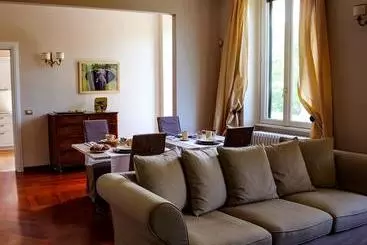 Villa Chiara B&b