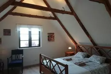 Bed and Breakfast Gården Mellan Slotten