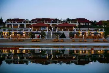 Hotel Egri Korona Borház és Wellness