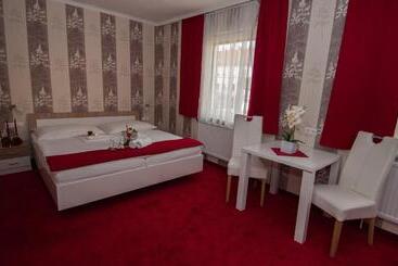 ホテル Restaurant Stöckl