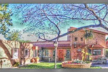 Petit Hotel El Alcanfor