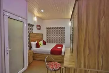 Hotel Svarga Resort