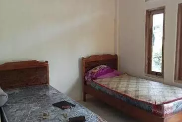 Majatalo D Flores Guest House