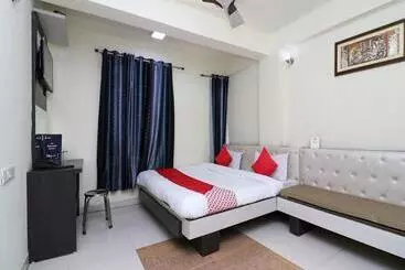 Pension  Manan Residency