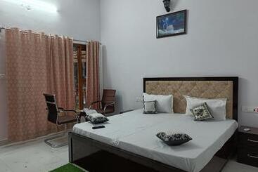 Pension Sitavani Homestay