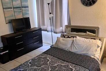 Пансион The Natural Garden