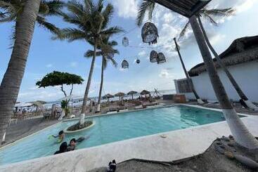 هتل Casa Baru La Libertad