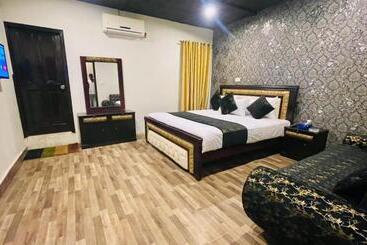 هتل Hayat Palace Lahore