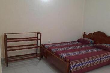 Szálloda Seven Star Guest Inn