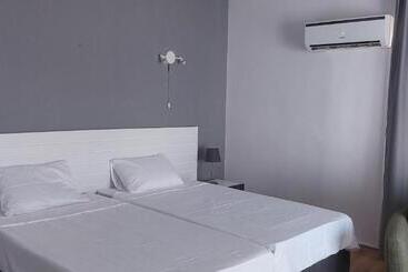 فندق صغير Lighthouse Otel