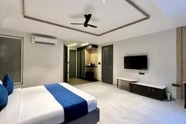 Divine River Resort By Dls Hotels