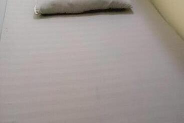 Kapselihotelli Rdc  Baclaran Transient Capsule