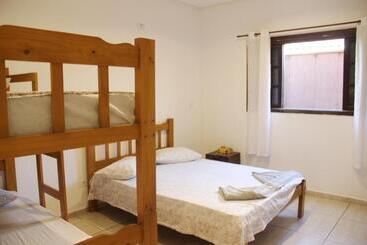 هتل Pousada Encantos Do Mar