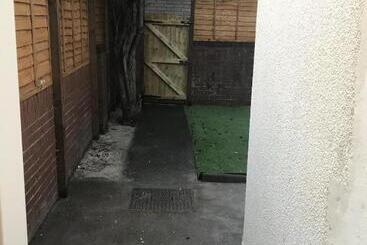 膳宿费 Kasu Lodge   Radford, Nottingham