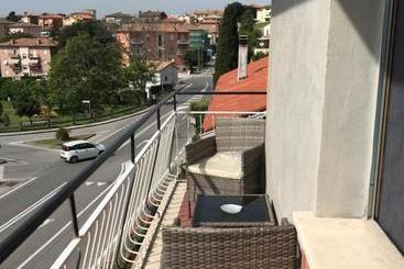 Lagarolina Del Conero B&b