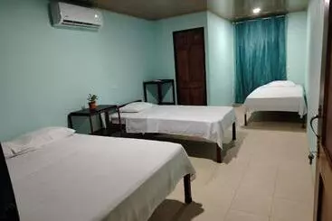 アパートホテル Cabinas El Jardin