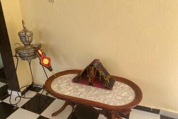 Hospedaria Gite Cèdre Gouraud