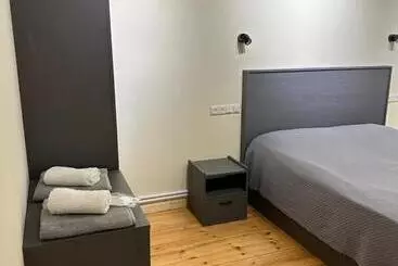 ペンション Armoon Hotel Econom