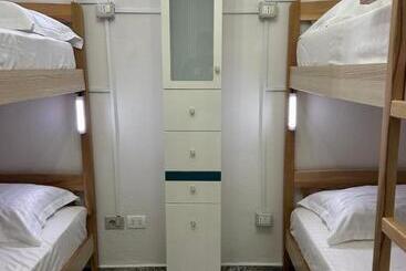 Tirana Lemon Breeze Hostel