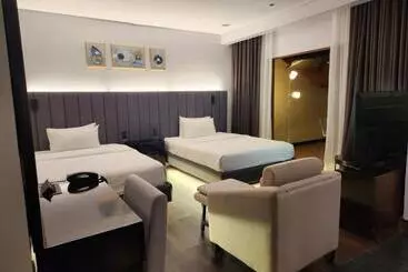 Hotel Camp John Hay Lodge 500