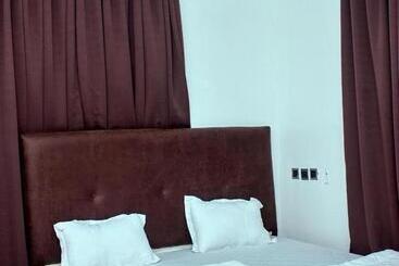 هتل آپارتمان Lavanni Suit