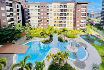 تختخواب و صبحانه Avida Towers Atria