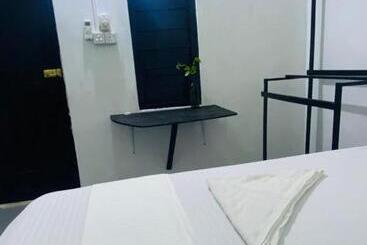 בית מלון כפרי Black Pearl