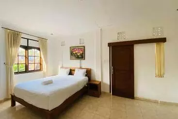 Pensjonat Sang Ayu 2 1br At 3br Villa
