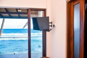 민박 Surfside Serenity