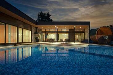 ריוקאן Private Villa Glampimg 富士山中湖