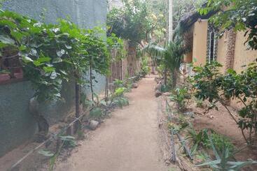 تختخواب و صبحانه Dune Sandcastle By Fatumas Tower