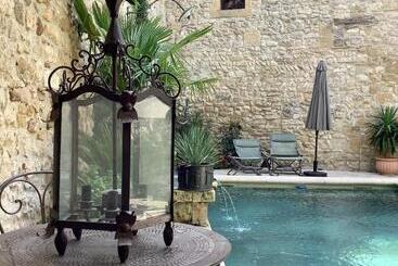 Bed and Breakfast Chambre D Hôtes Commanderie