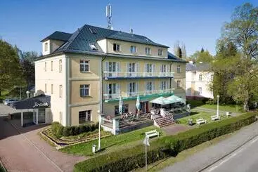 Lázeňský Hotel Jirásek