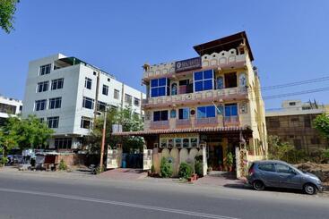 Super Hotel O Jln Marg Malviya Nagar Formerly Hotel Braj Haveli