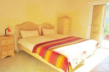 Pensão Quinta Shangri La