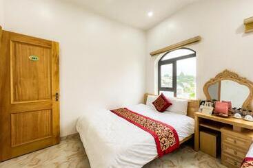 هتل Nhà Nghĩ Khách Sạn đà Lạt Nl