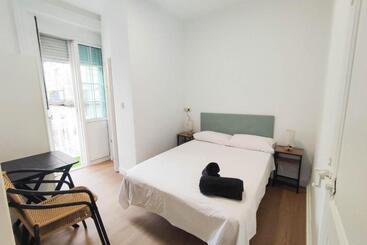ペンション Hostal Airiños De Vigo