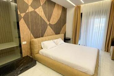 بنسيون Oasis In Astir