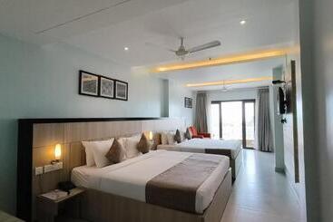 Vbrance Luxury Boutique Hotel & Food Court