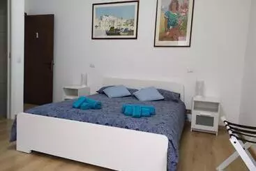 هتل آپارتمان Villa Degli Ulivi