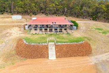 Nannup Ponds Top Floor Home