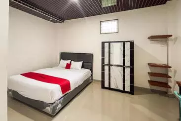 Hotel Reddoorz Lotte Near Ptc Mall