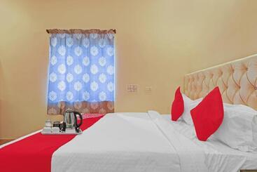 Hotel Collection O Shamshabad