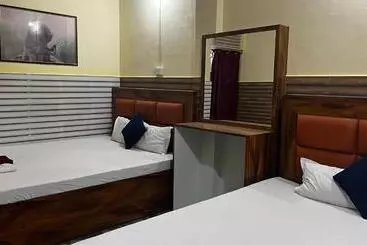 Hotel Raj