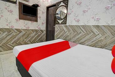 Oyo Flagship 80919 Hotel Vinayaka Inn Near Gurudwara Shri Bangla Sahib