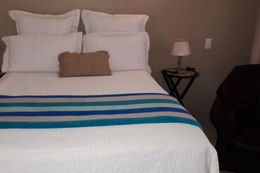 Alimop Bed And Breakfast