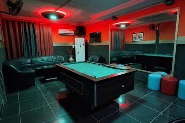 膳宿费 Room In Guest Room   Royal Blue Guest House Bar Economy Double Bed