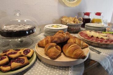 住宿加早餐 Le Querce Di Campolungo