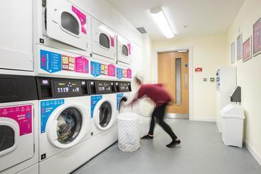 Edinburgh Haddington Place Syha Hostelling Scotland